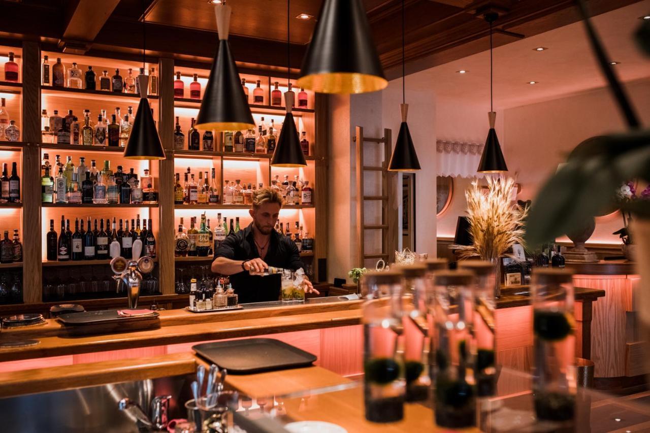 Hotel Moderno Restaurant Serina  Kültér fotó