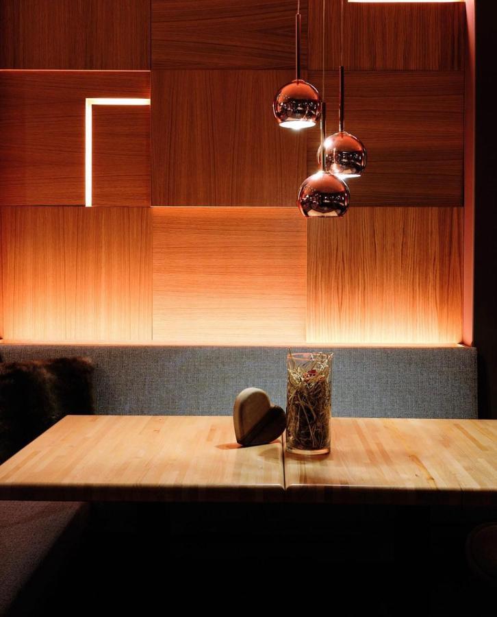 Hotel Moderno Restaurant Serina  Kültér fotó